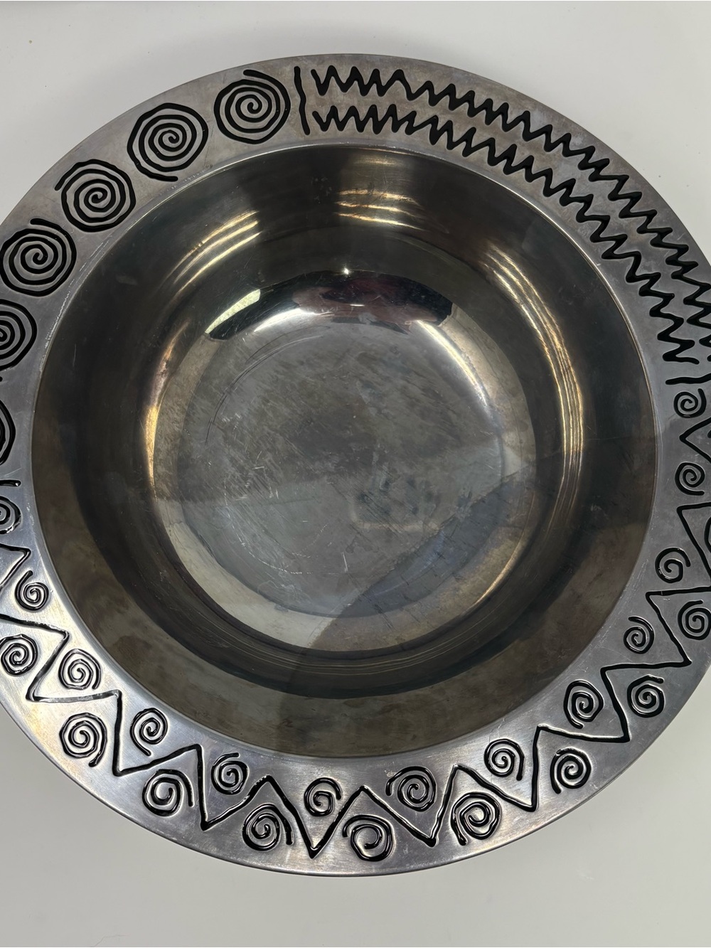 WILTON ARMETALE  MCM Discontinued Reggae Pattern 12.5” Dia 3” Deep Serving Bowl
